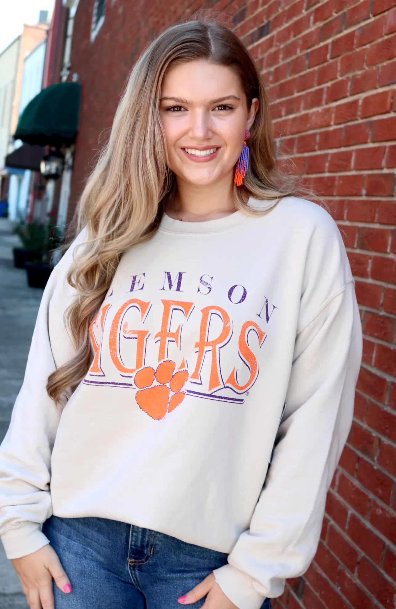 Clemson Tigers 80s Sand Thrifted Sweatshirt