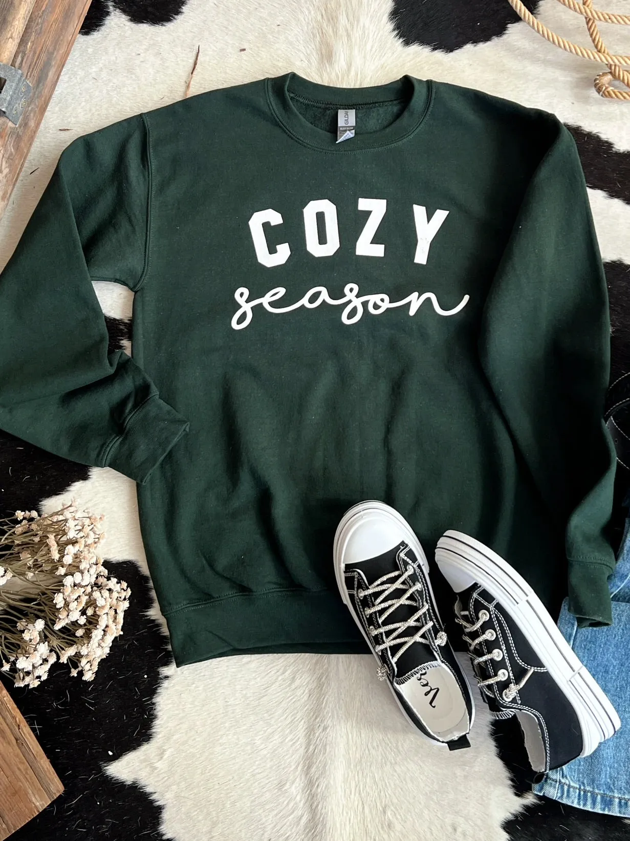 Cozy Season Graphic Crew Neck Sweatshirt - 3 Colors