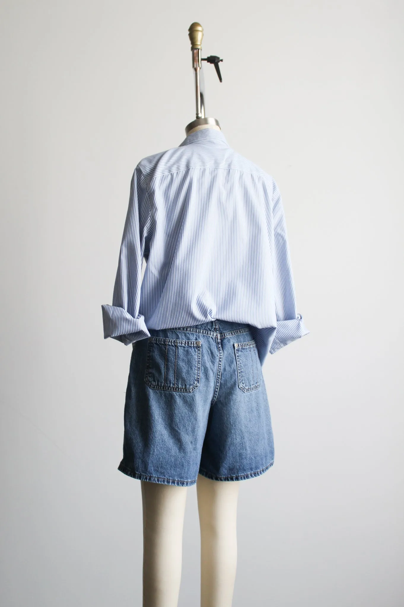 patch pocket denim shorts