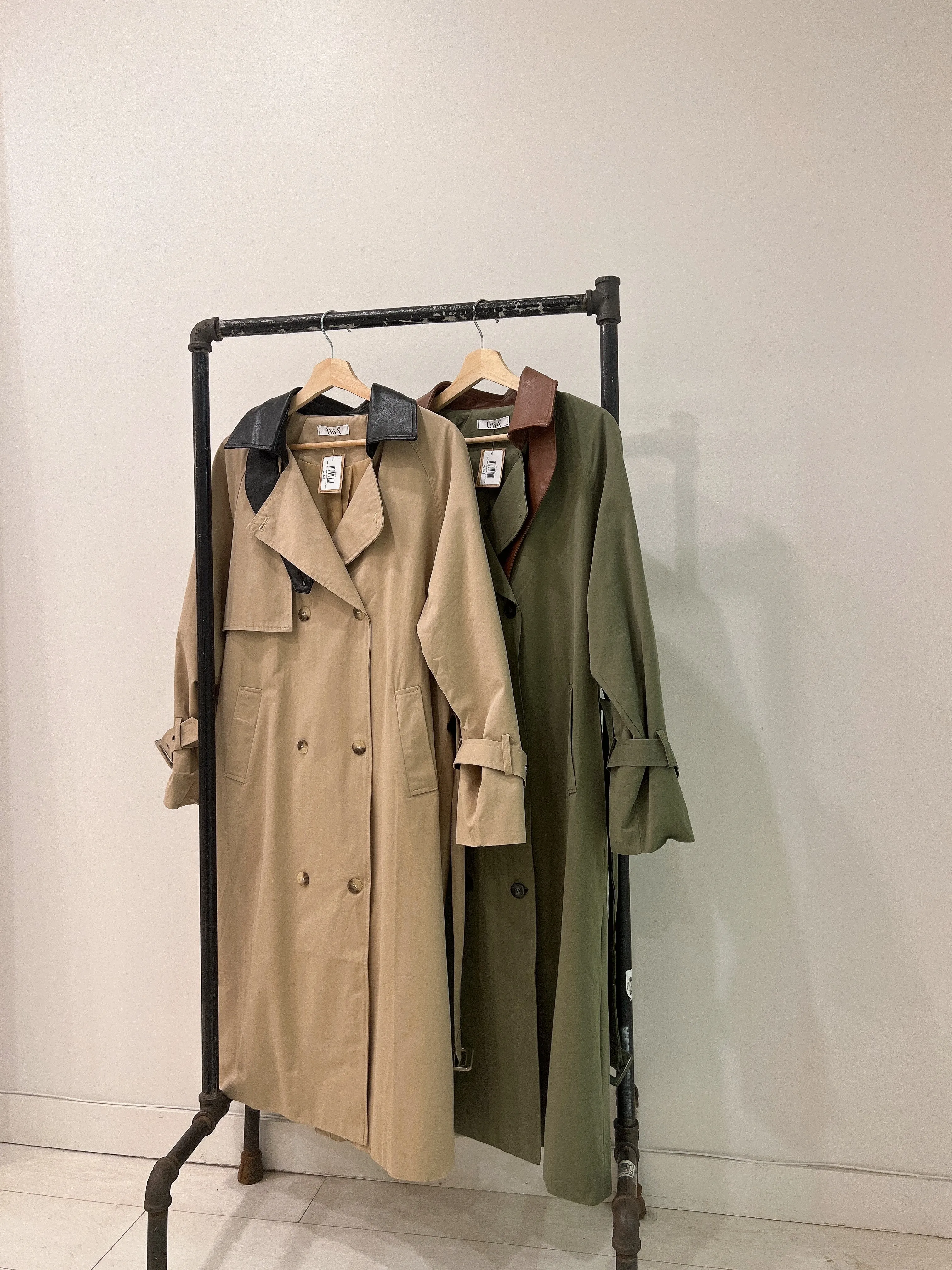 RINK Trench coat with leather collar